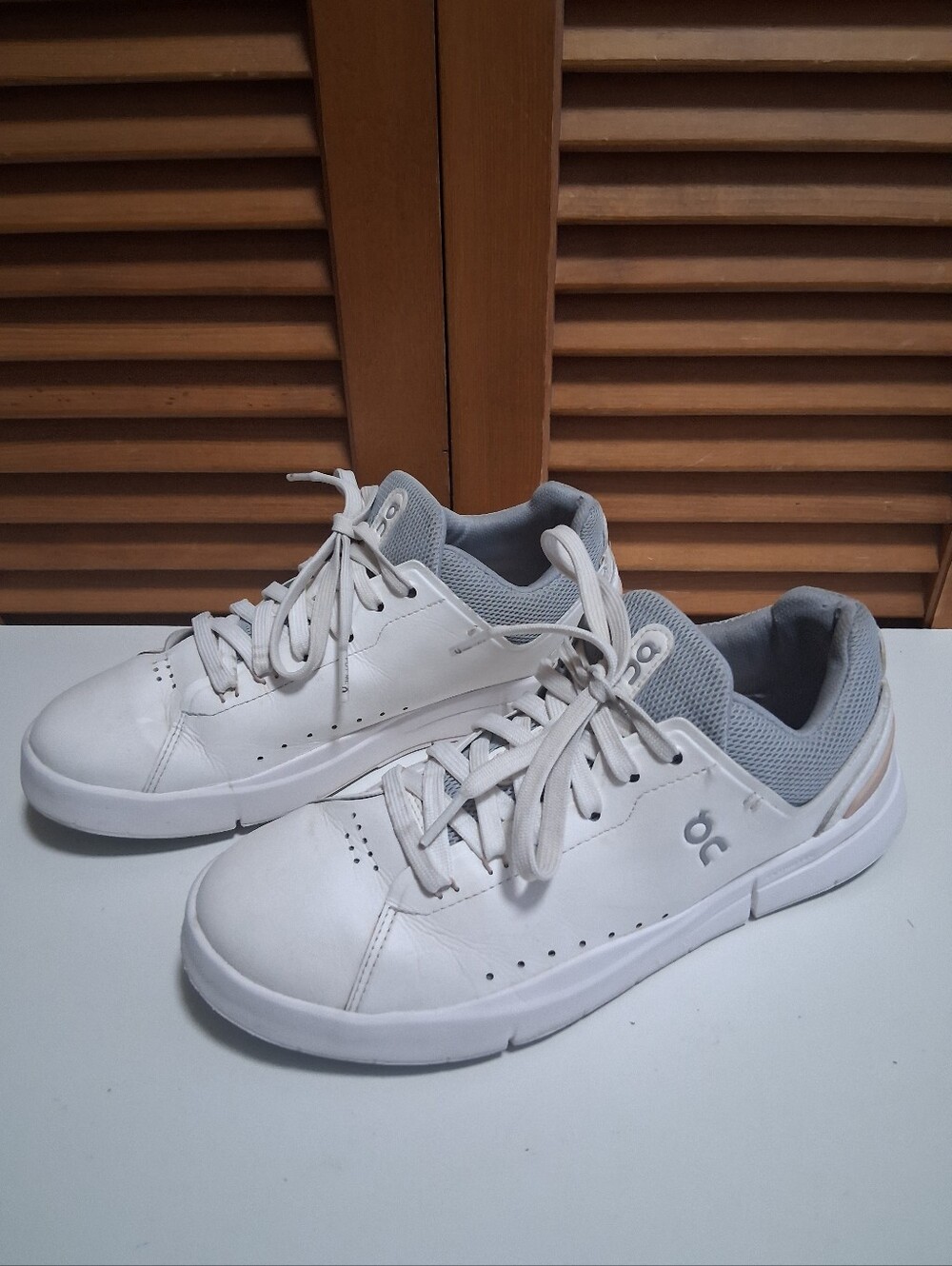 On Running The Roger Advantage Women's Sneaker * Size: 9